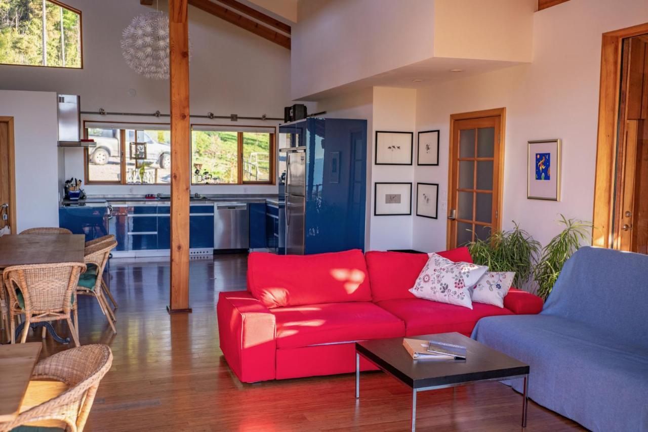 Myra Canyon Lodge كيلوانا الغرفة الصورة