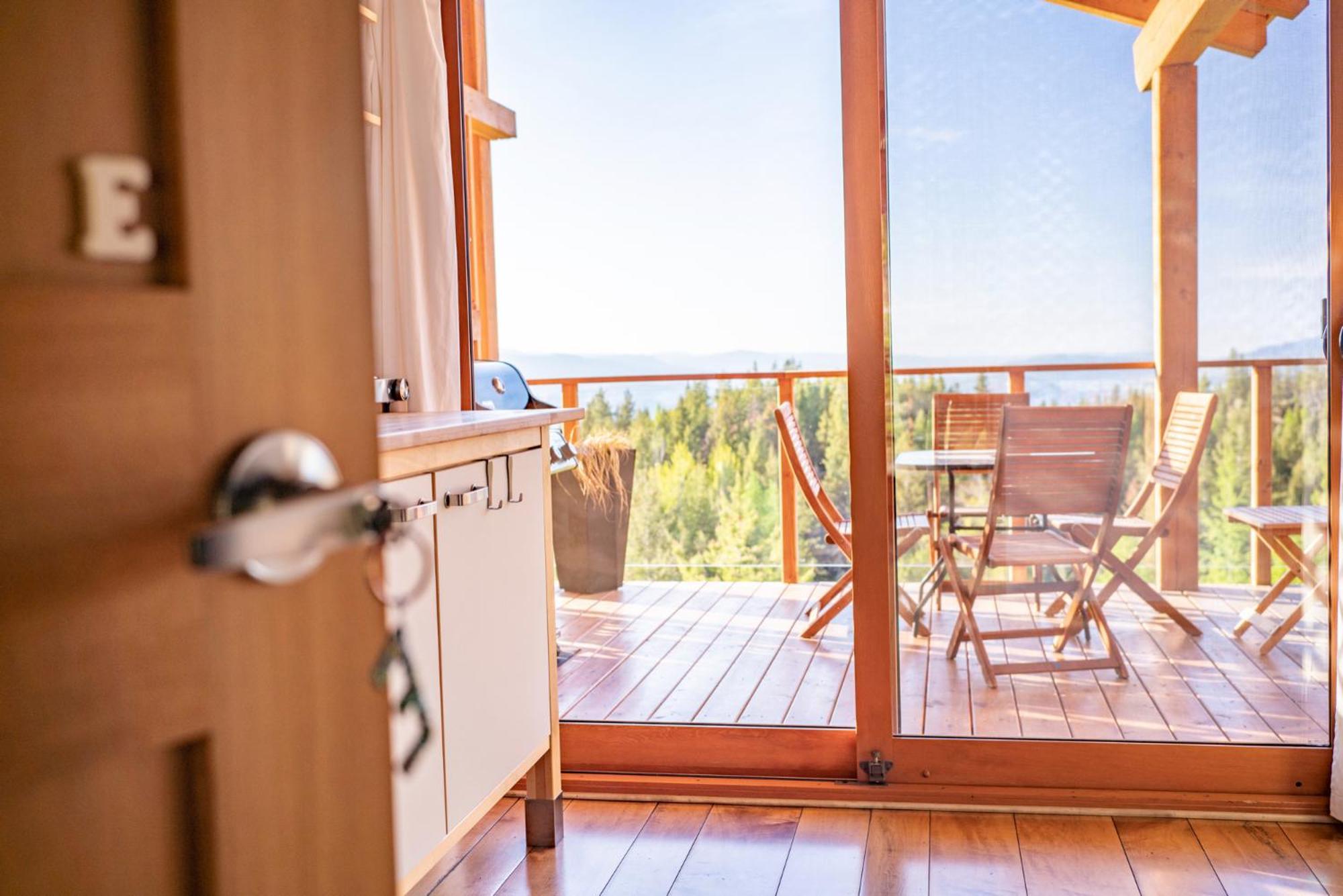 Myra Canyon Lodge كيلوانا المظهر الخارجي الصورة