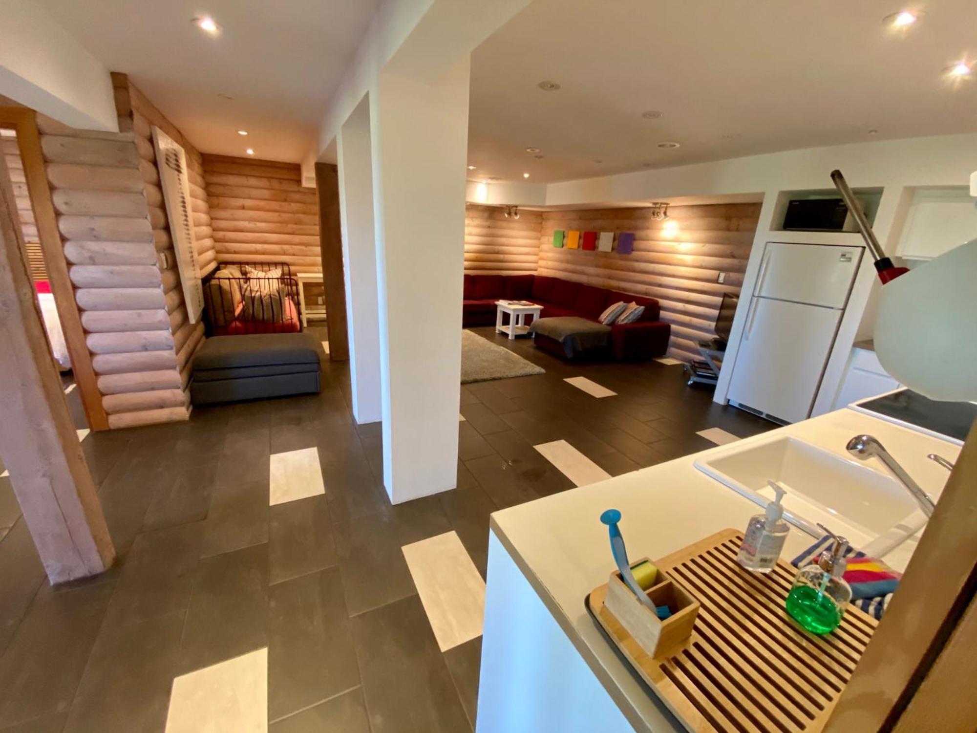 Myra Canyon Lodge كيلوانا المظهر الخارجي الصورة