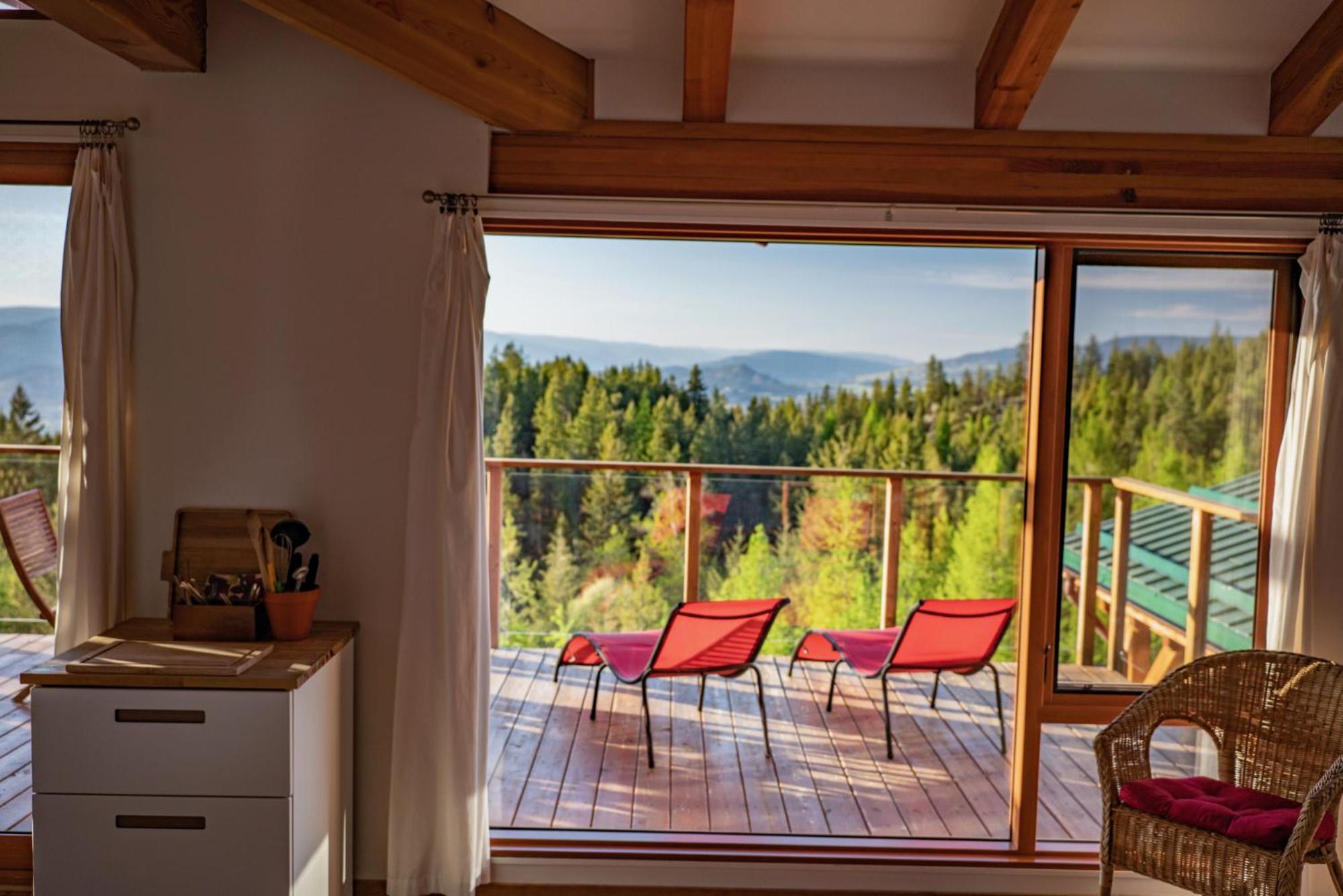 Myra Canyon Lodge كيلوانا المظهر الخارجي الصورة