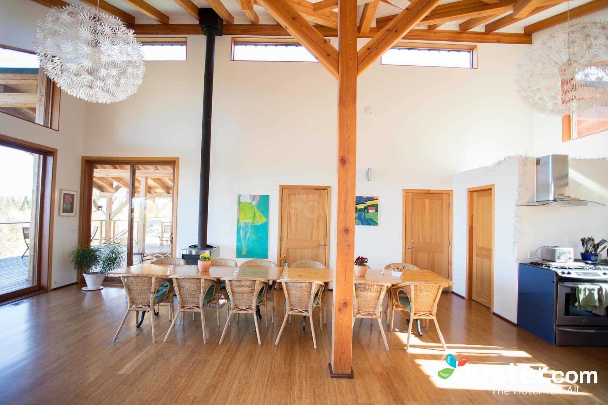 Myra Canyon Lodge كيلوانا المظهر الخارجي الصورة
